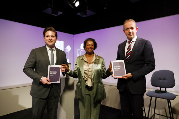 Presentatie eindrapport Staatscommissie tegen Discriminatie en Racisme